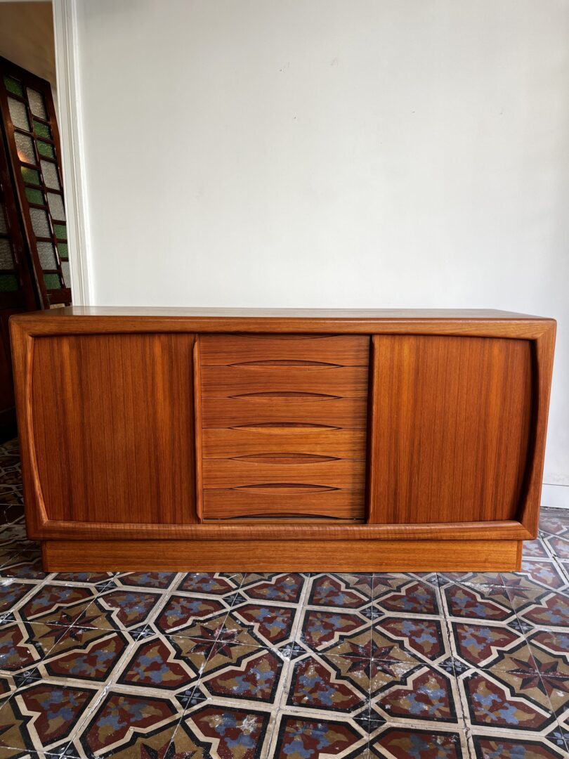 Deense dressoir - Dyrlund