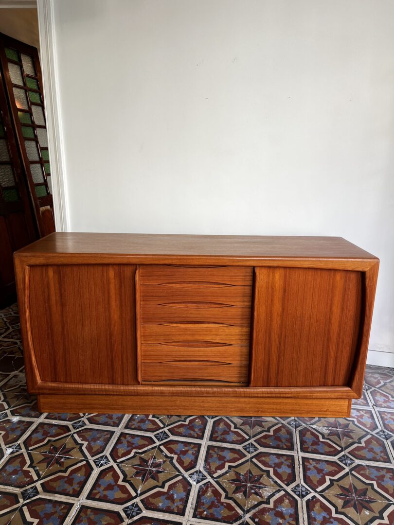 Deense dressoir - Dyrlund