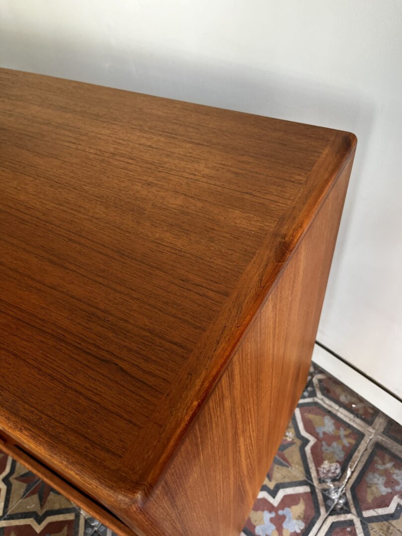 Deense dressoir - Dyrlund