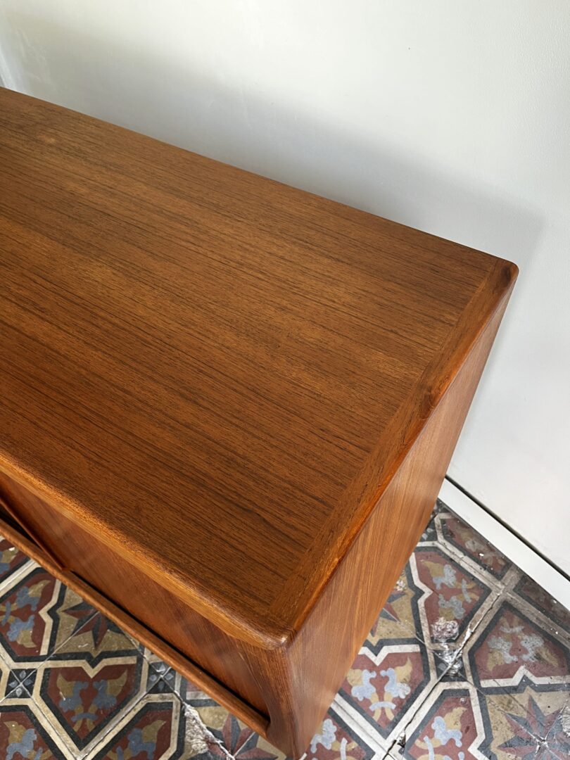 Deense dressoir - Dyrlund