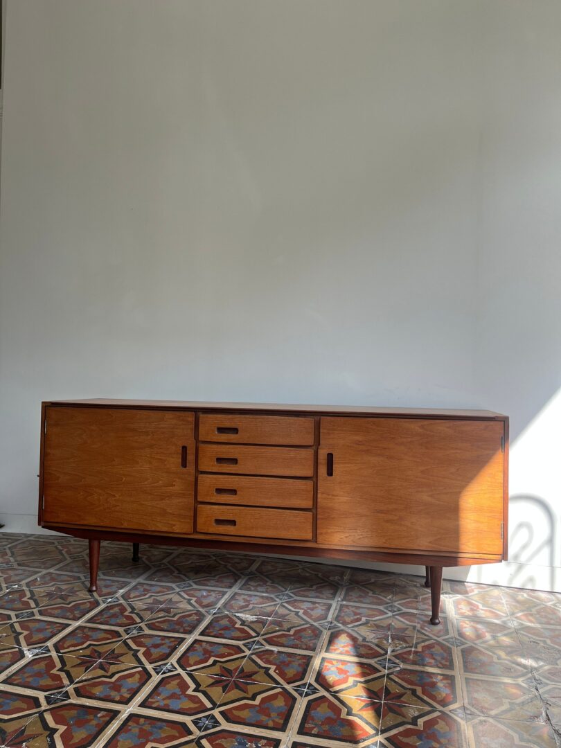 Meredew sideboard, UK ‘60s