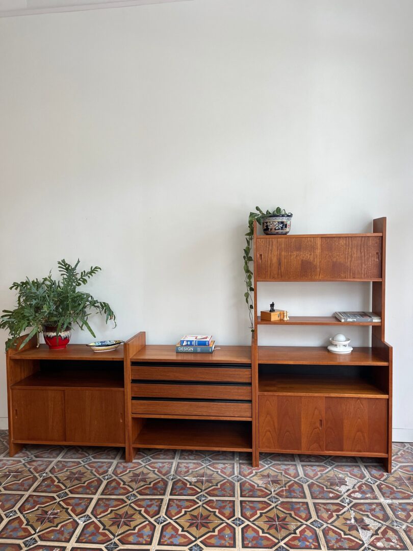 Modular Wall System - Poul Cadovius for KLM Systeem